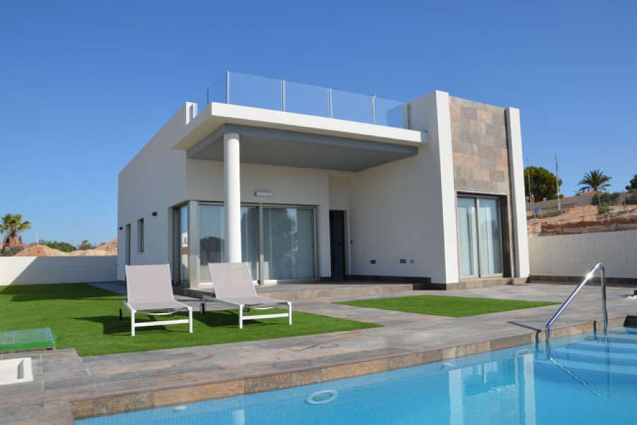 N-404 Detached villa with own pool in Villamartin N-404 Detached villa with own pool in Villamartin