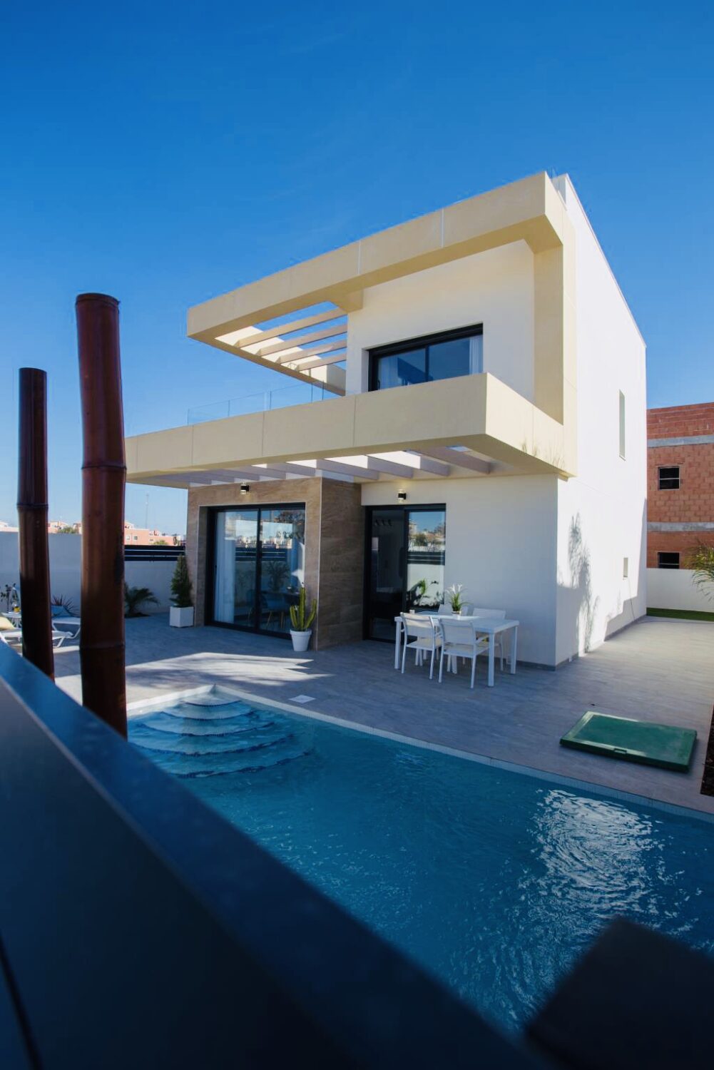detached-villa en los-montesinos ·  332900€