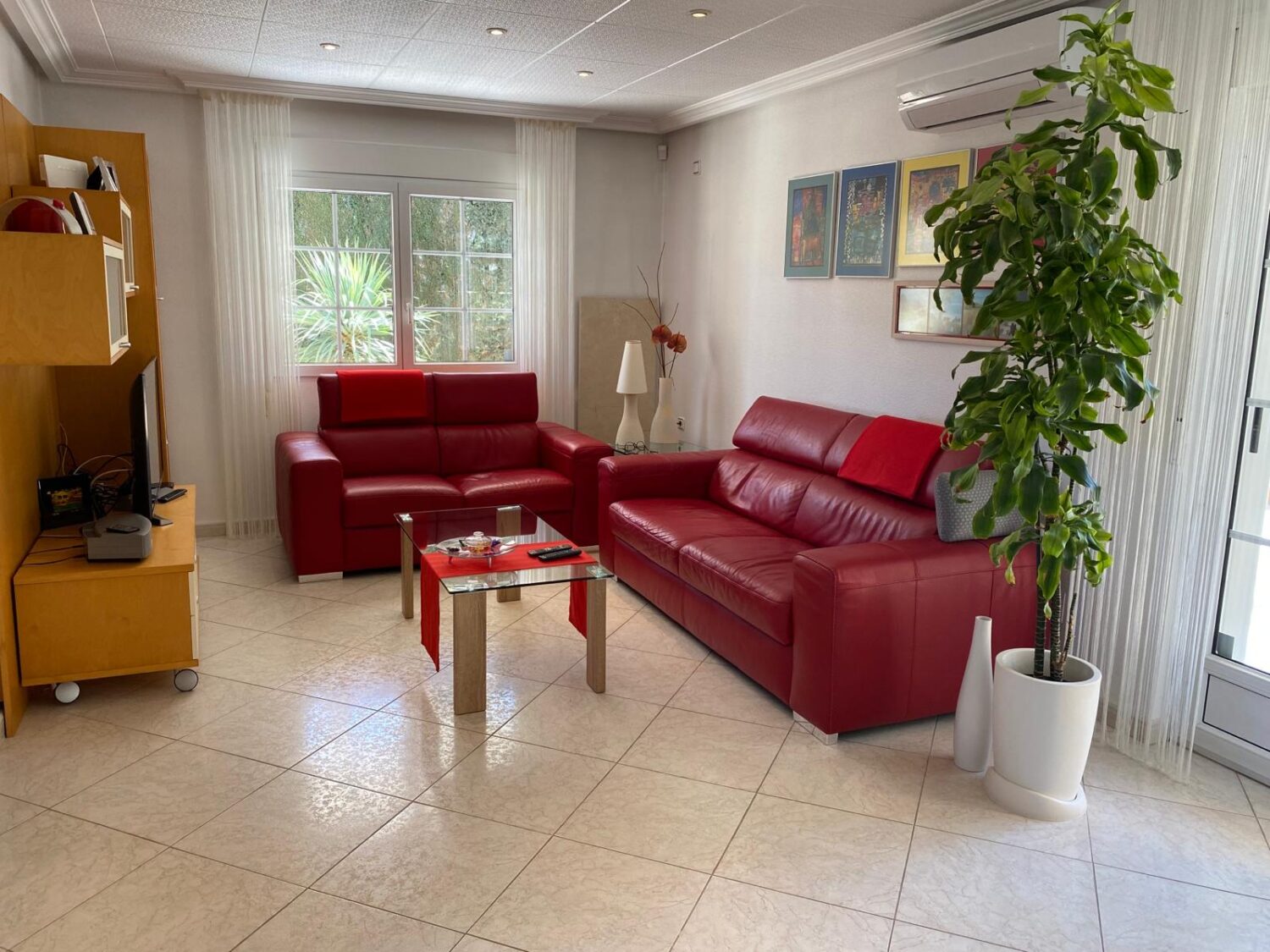 For Sale. Villa in Villamartin
