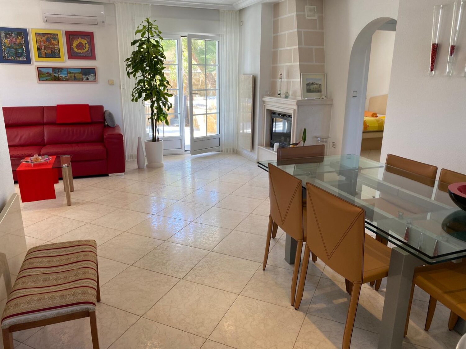 For Sale. Villa in Villamartin