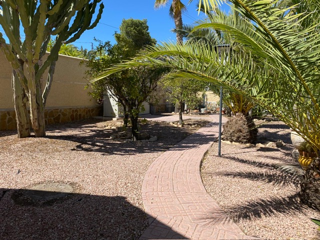 For Sale. Villa in Villamartin