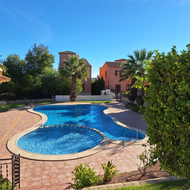 detached-villa en san-miguel-de-salinas ·  259900€