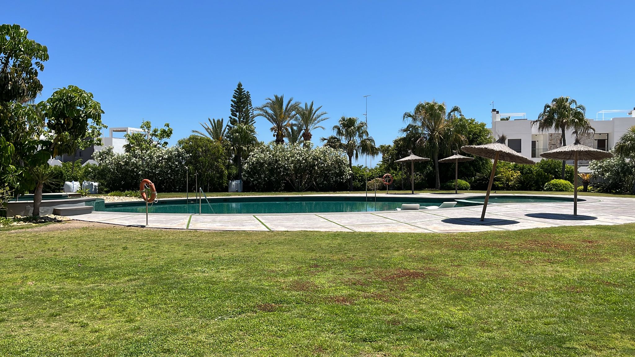 apartment en los-altos ·  389900€