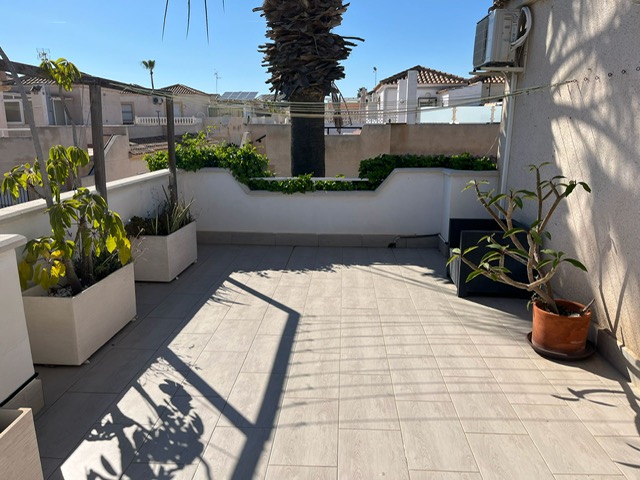 quad-house en playa-flamenca ·  199999€